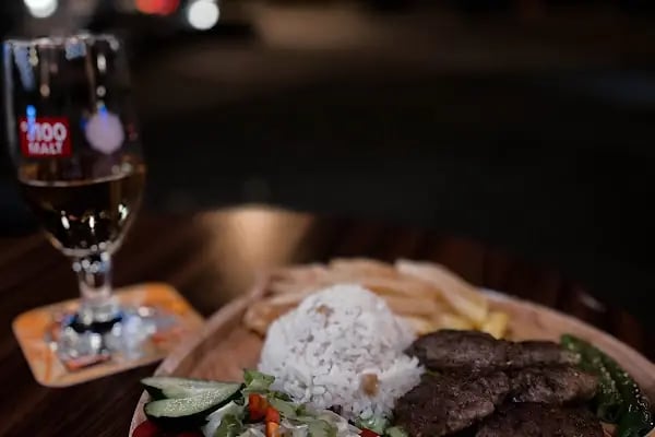 Nar Pub Cafe Restaurant - Resim 17