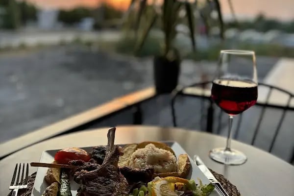 Nar Pub Cafe Restaurant - Resim 4