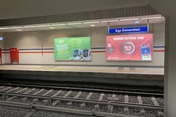 Ege Üniversitesi Metro İstasyonu - Resim 7