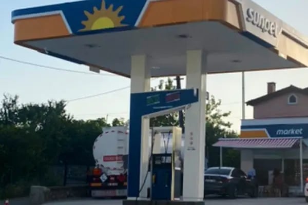 Öykü akaryakıt petrol - Resim 2