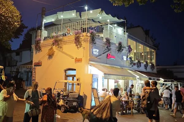 Bahçe Kahvaltı Büyükada - Resim 18