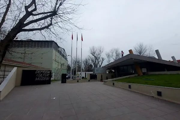 Deprem Kültür Müzesi - Resim 20
