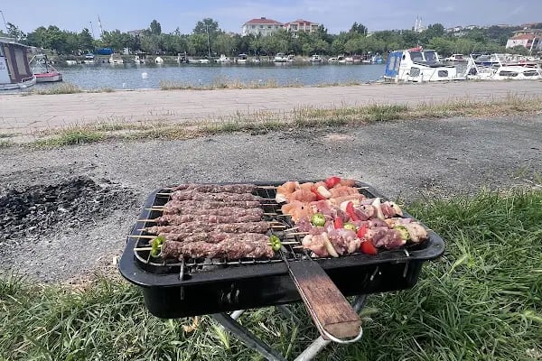 MENEKŞE GÖL AĞZI PARKI - Resim 18