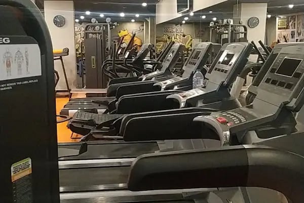 Gemlik gympire spor salonu - Resim 5