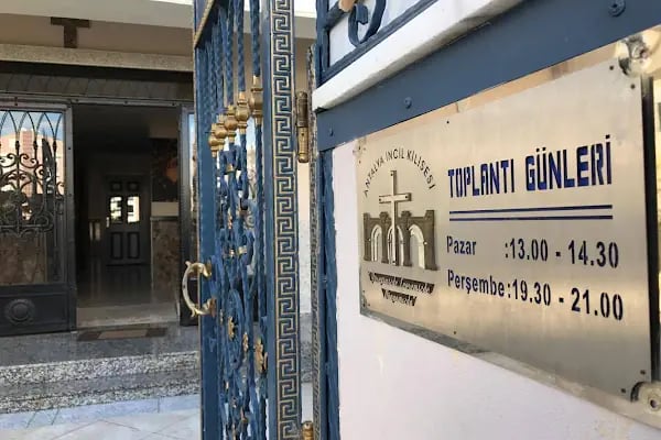 Antalya İncil Kiliseleri Derneği Lara Kilisesi - Resim 5