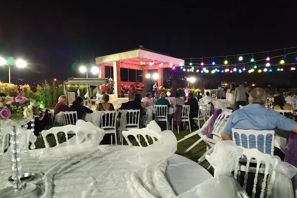 Toxx Event Garden - Resim 7