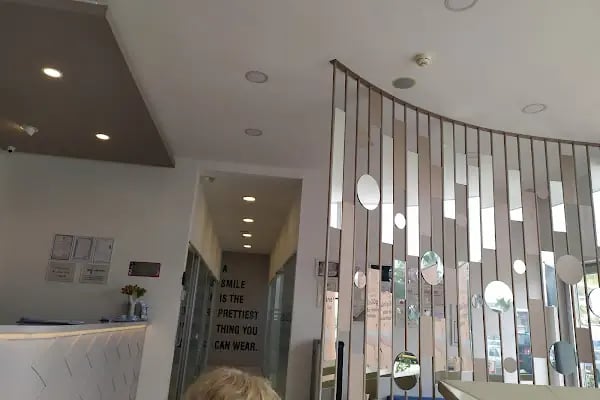 Swissdent Bodrum Diş Polikliniği &amp; Dental Clinic - Resim 5