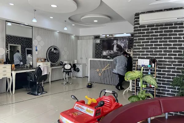 FAM BARBER’S CLUB - Resim 2