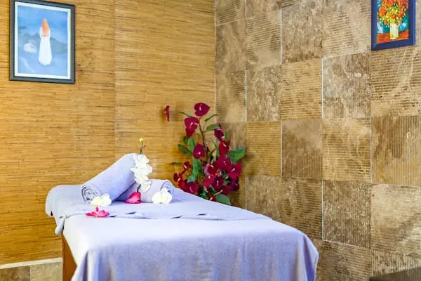 Royal Wings Hotel - Resim 13