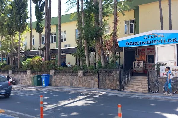 Alanya Öğretmen Evi Ve Akşam Sanat Okulu Lokali - Resim 9