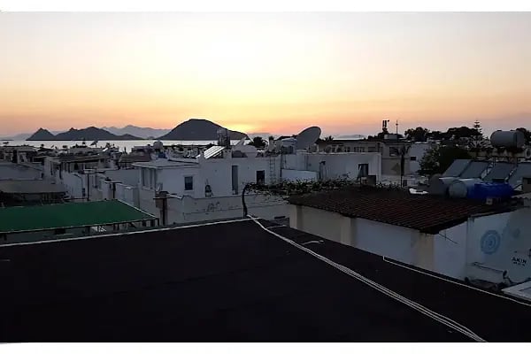 TURGUTREIS BOLERO APART/HOTEL - Resim 4