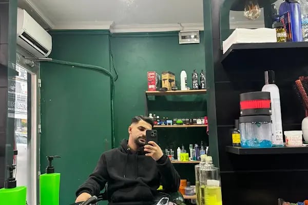 İkizler Erkek Kuaförü - Resim 1