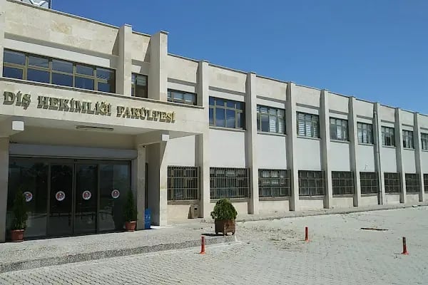 Mersin Üniversitesi Diş Hekimliği Fakültesi - Resim 20
