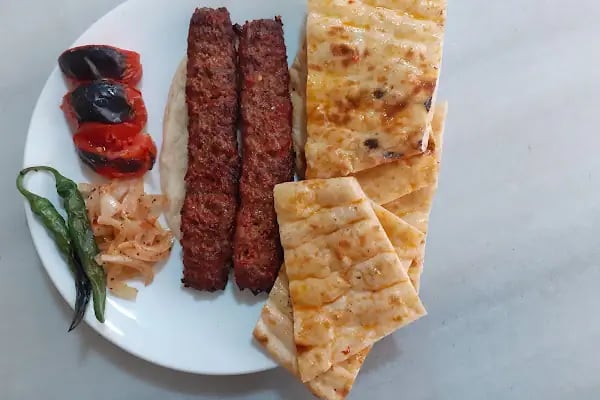 Lokman Usta Kebap Salonu - Resim 5