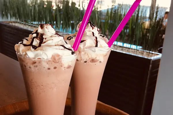 4brotherscafe - Resim 15