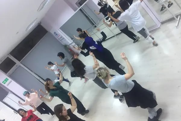 ALÂ SANAT AKADEMİSİ (PAŞAALANI ŞUBESİ) - Resim 16