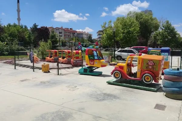 Mini Club Aile Eğlence Merkezi Luna Park - Resim 5