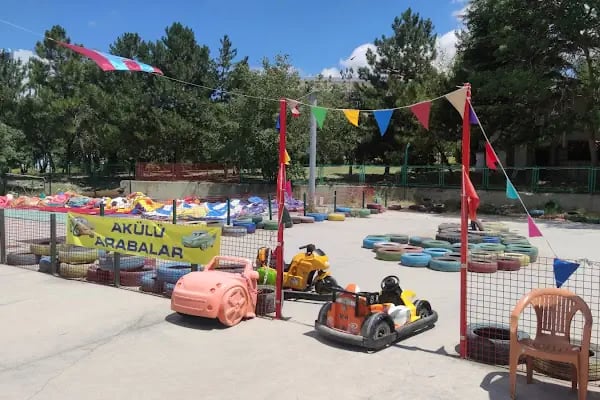 Mini Club Aile Eğlence Merkezi Luna Park - Resim 3