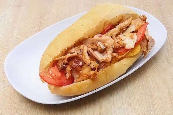 MEŞHUR BODRUM SEBZELİ DÖNERCİSİ-CİHAN USTA DÖNER - Resim 7