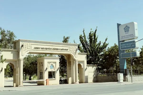 Necmettin Erbakan Üniversitesi Rektörlüğü - Resim 16