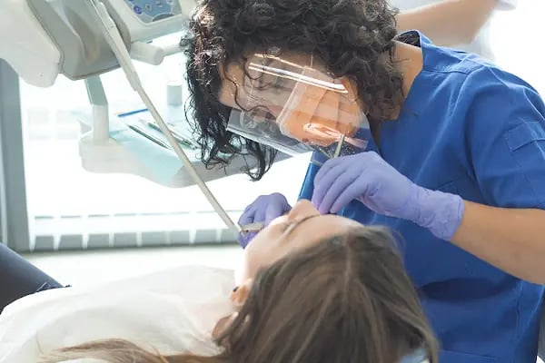Minimal Diş Kliniği - Resim 7