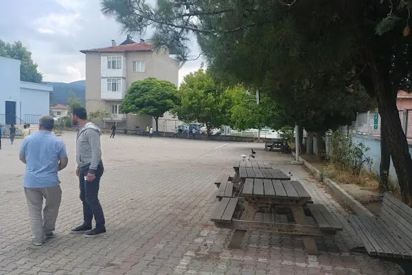 İbrahim Hüsniye Çağlayan Ortaokulu - Resim 4