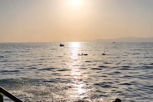 Mirza Pasha Beach - Resim 8