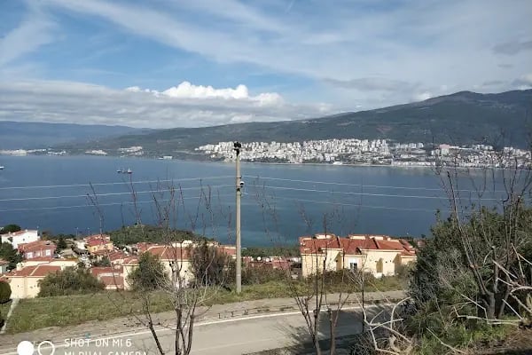 Büyükşehir Gemlik Atatepe Sosyal Tesisi - Resim 1