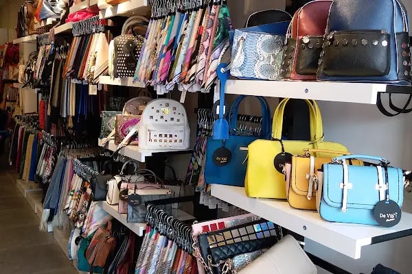 Hanımefendi Yaka Butik - Resim 12