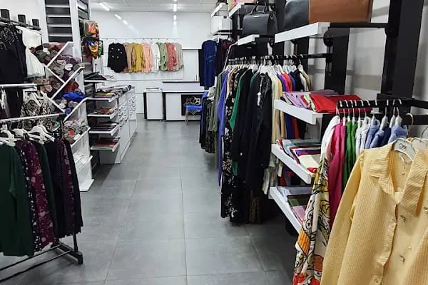 Hanımefendi Yaka Butik - Resim 3