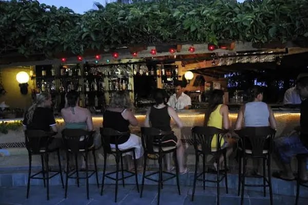 Azak Otel - Resim 14
