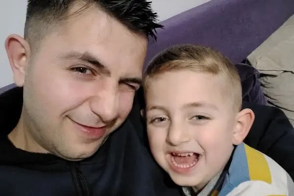 İlhan Şenyiğit erkek kuaforu - Resim 14