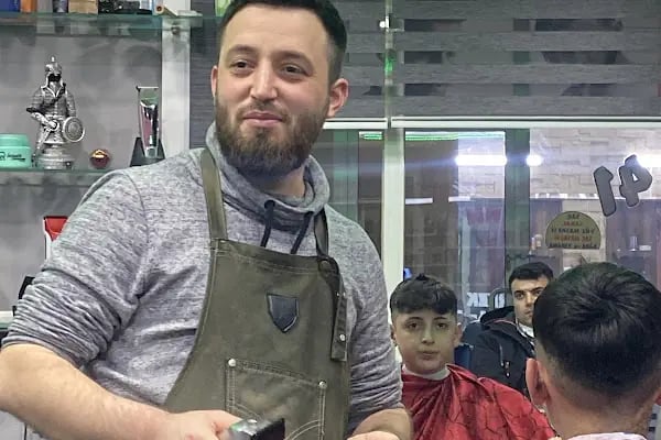 İlhan Şenyiğit erkek kuaforu - Resim 9