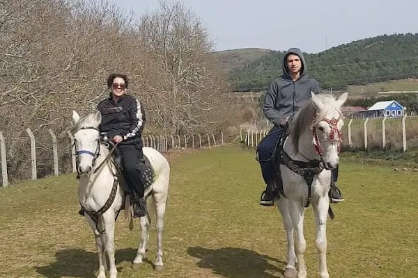Mavi Oba At Çiftliği Ve Kahvaltı Merkezi - Resim 2