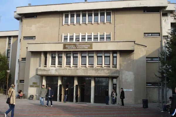 İstanbul Üniversitesi İşletme Fakültesi - Resim 4