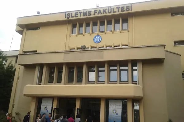 İstanbul Üniversitesi İşletme Fakültesi - Resim 17