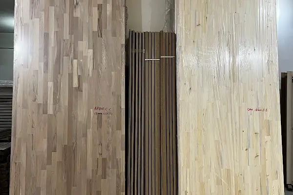 SOM AHŞAP ORMAN ÜRÜNLERİ ( MASİF PANEL- AHŞAP TEZGAH - AHŞAP MERDİVEN ) - Resim 20