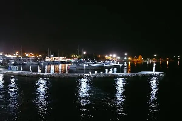 Üçkuyular İskelesi - Resim 19