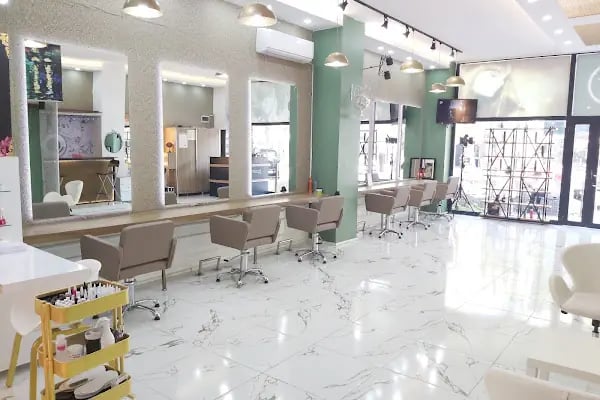 Vural Baş Kuaför ve Güzellik Salonu - Resim 3