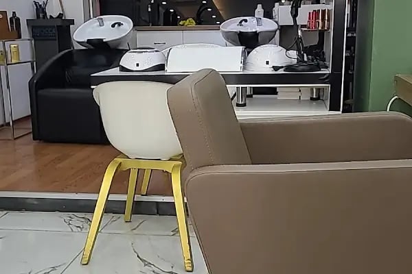 Vural Baş Kuaför ve Güzellik Salonu - Resim 10