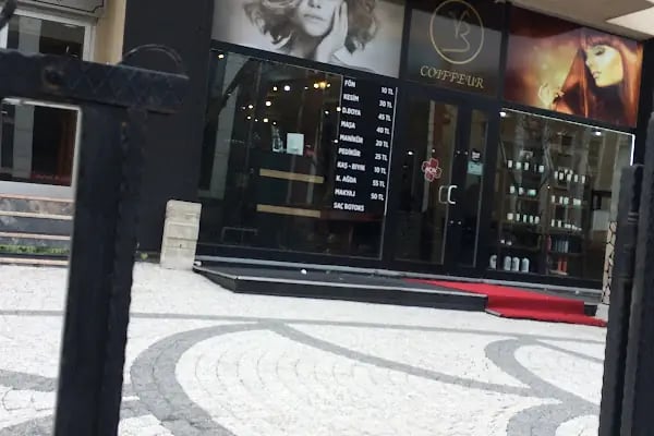 Vural Baş Kuaför ve Güzellik Salonu - Resim 14