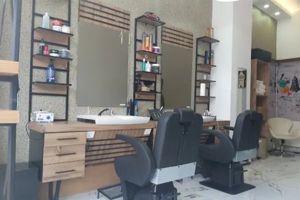 Vural Baş Kuaför ve Güzellik Salonu - Resim 5