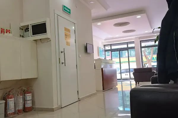 Özel Altuğ Pınar Ağız ve Diş Sağlığı Polikliniği - Resim 3