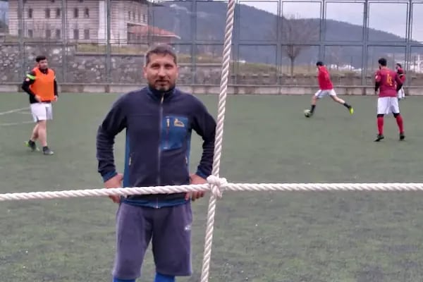 hüdavendigar spor tesisleri - Resim 12