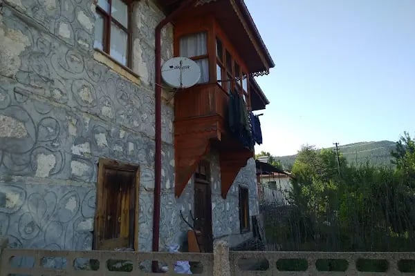 Cevizli Kaya Özen Lisesi - Resim 7