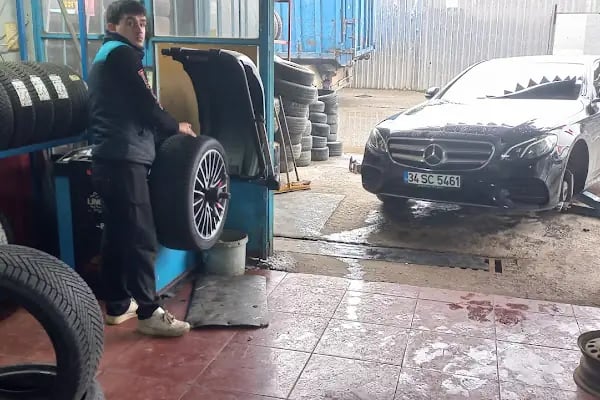 Mesut oto lastik yol yardım - Resim 3