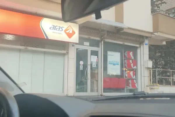 Aras Kargo Adem Şubesi - Resim 3
