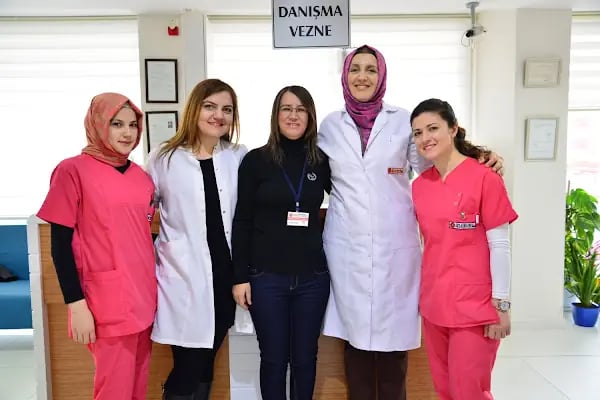 Diş Hekimi Tevfik CESUR &amp; Endodonti Uzmanı Diş Hekimi Yaprak Cesur - Resim 6
