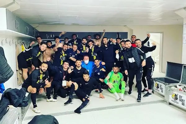 Selçuk Üniversitesi Stadyum - Resim 11