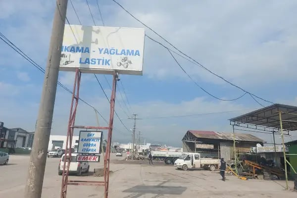 Emek Kamyon Tır Yıkama ve Lastik Tamiri - Resim 6